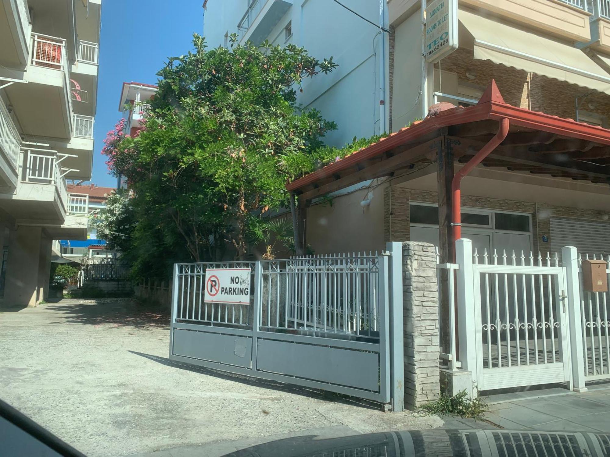 New Zeusplace Apartment With Private Parking Paralia Katerini Buitenkant foto